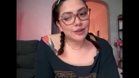 Pumpkin bunny online show from December 21, 11:34 pm