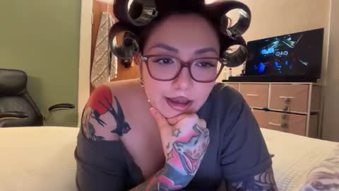 Pumpkin bunny online show from April 22, 3:31 am