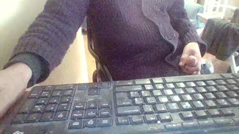 pup_y online show from February 4, 10:43 am