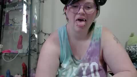 Snapshot of pupghostt chatting on March 30, 3:13 pm PupGhostt online show from March 30, 3:13 pm