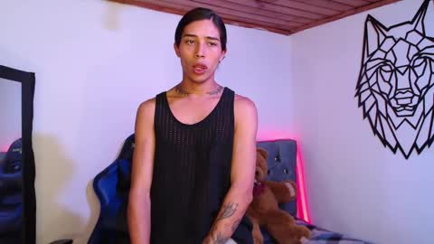 Cris online show from March 7, 7:05 pm