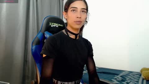 Cris online show from February 11, 5:40 pm