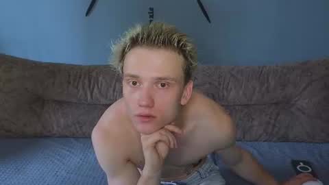 Jesse online show from August 8, 3:19 am