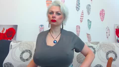 Goldie online show from February 16, 12:40 am