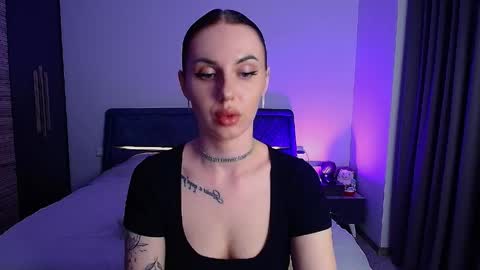Julia online show from April 28, 5:18 pm