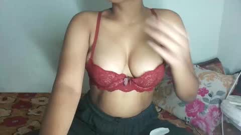 Snapshot of pureelove chatting on December 2, 9:36 am Your love online show from December 2, 9:36 am