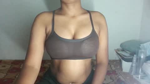 Snapshot of pureelove chatting on February 16, 9:38 am Your love online show from February 16, 9:38 am