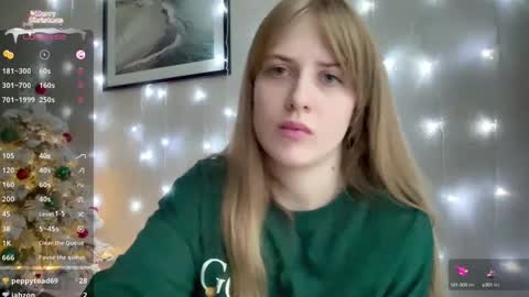 Snapshot of puremiraclealis chatting on December 23, 1:24 pm Alicia online show from December 23, 1:24 pm