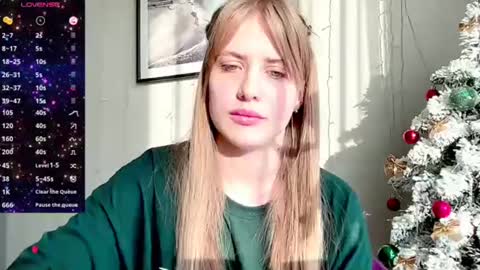 Snapshot of puremiraclealis chatting on December 27, 11:39 am Alicia online show from December 27, 11:39 am