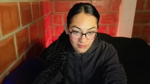 purepleasure25 online show from February 5, 9:36 am