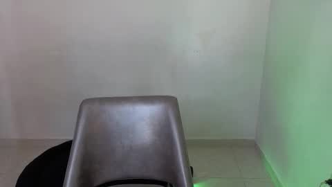 purepleasure25 online show from March 20, 1:05 pm