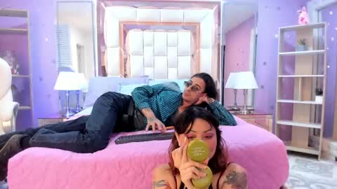 Snapshot of puretemptation_ chatting on April 24, 8:11 pm Experienced guys online show from April 24, 8:11 pm