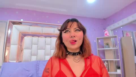 Snapshot of puretemptation_ chatting on April 27, 8:18 pm Experienced guys online show from April 27, 8:18 pm