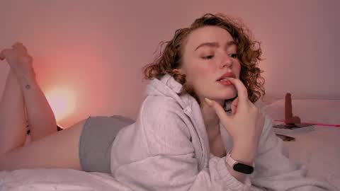 Marie online show from July 10, 5:59 pm