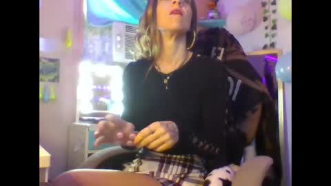 Purple2StayThnxxx online show from September 29, 9:19 pm