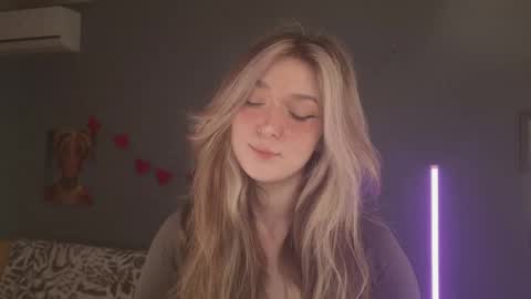 Bella online show from April 14, 5:35 am