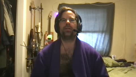 Snapshot of purple_collij_prof chatting on September 21, 7:37 pm Purple online show from September 21, 7:37 pm