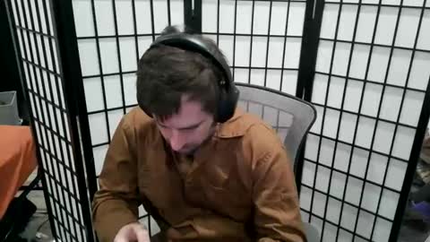 Snapshot of purple_collij_prof chatting on March 16, 4:40 am Purple online show from March 16, 4:40 am