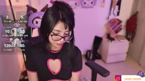 purple_ema online show from February 4, 6:25 pm