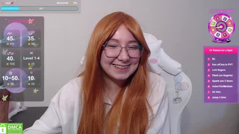 Snapshot of purple_shy_cat chatting on December 6, 9:54 am Emilia pvt extra anal or topless 200tk online show from December 6, 9:54 am