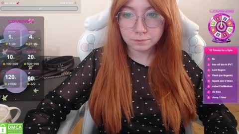 Snapshot of purple_shy_cat chatting on December 12, 8:25 am Emilia pvt extra anal or topless 200tk online show from December 12, 8:25 am