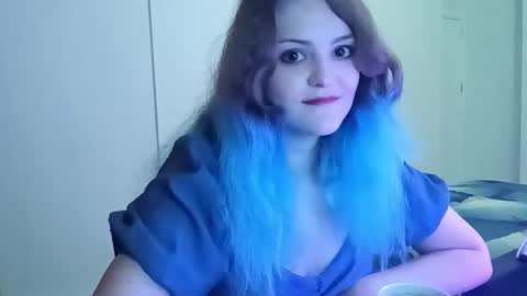 Snapshot of purpurfoxy chatting on November 18, 3:16 pm Elias online show from November 18, 3:16 pm