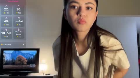 Snapshot of purrpaw chatting on March 30, 10:00 pm Zendaya online show from March 30, 10:00 pm