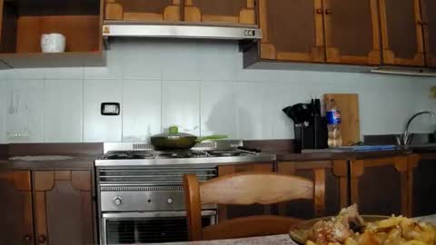 Mary online show from January 26, 1:04 pm