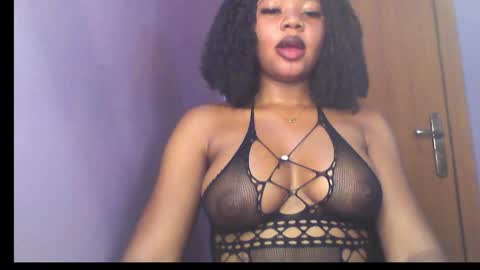 stella online show from March 5, 6:53 am