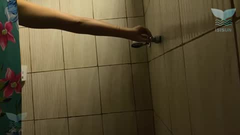 Snapshot of pussycat0alan chatting on February 1, 2:15 pm Isis ana Alan online show from February 1, 2:15 pm