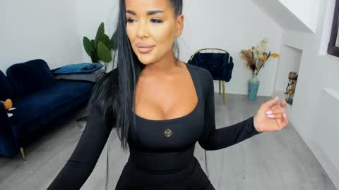 Andreea online show from April 23, 6:43 pm