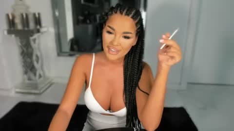 Andreea online show from August 2, 10:30 pm
