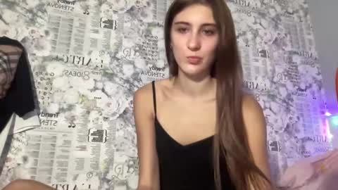 Snapshot of pussygir007 chatting on January 7, 9:40 am pussygirl007 online show from January 7, 9:40 am