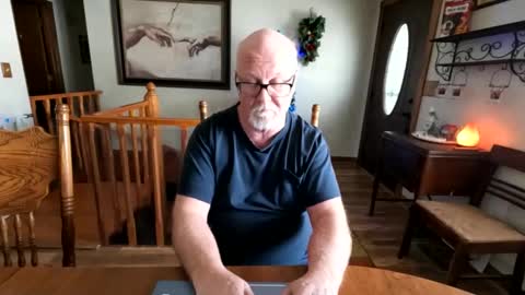 pussylover1365 online show from February 18, 9:42 pm