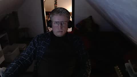 pussylovercb online show from April 22, 8:06 am