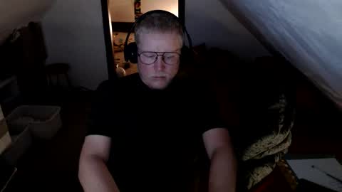 pussylovercb online show from June 7, 8:34 pm