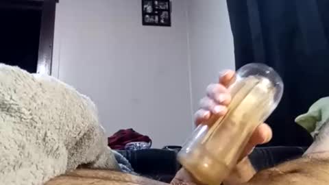 Snapshot of pussyluver420kik909587 chatting on October 18, 2:40 pm Pussyluver420 online show from October 18, 2:40 pm