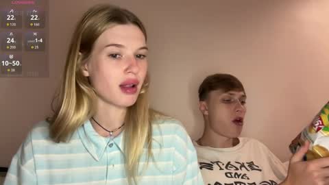 Lina online show from April 2, 3:53 pm