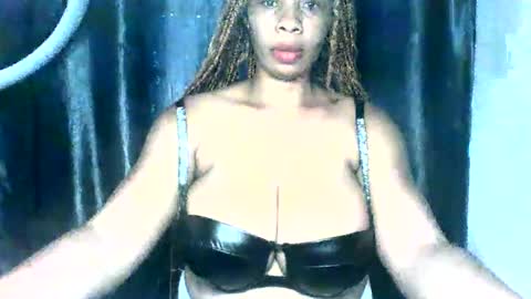 Snapshot of pussywet8623448 chatting on May 16, 10:36 am pussywet8623448 online show from May 16, 10:36 am
