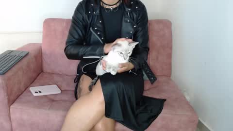 Snapshot of putakusan chatting on December 4, 5:16 am Izumi online show from December 4, 5:16 am