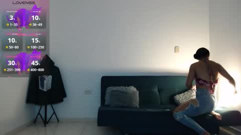 Snapshot of putakusan chatting on October 8, 4:21 am Izumi online show from October 8, 4:21 am