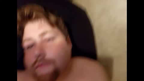 Snapshot of puttysucker69 chatting on October 8, 7:39 am puttysucker69 online show from October 8, 7:39 am