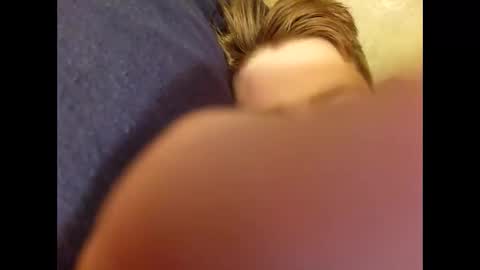 Snapshot of puttysucker69 chatting on April 4, 6:22 am puttysucker69 online show from April 4, 6:22 am