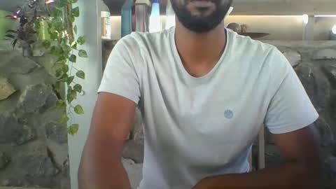 Snapshot of python974 chatting on December 22, 3:22 am Python online show from December 22, 3:22 am