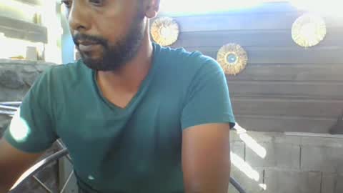 Snapshot of python974 chatting on January 15, 3:11 am Python online show from January 15, 3:11 am