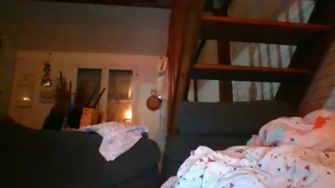 Snapshot of python974 chatting on October 26, 2:17 am Python online show from October 26, 2:17 am