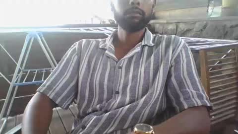 Snapshot of python974 chatting on November 28, 9:12 am Python online show from November 28, 9:12 am