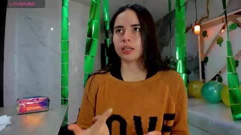 Qetsyah online show from March 18, 1:25 pm