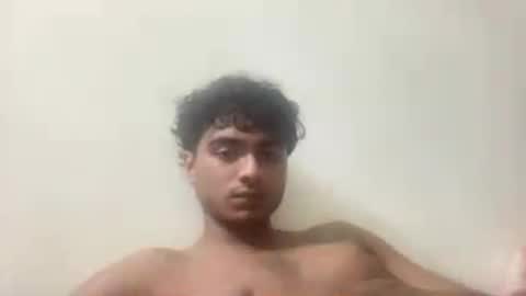 Snapshot of qosmo123 chatting on July 27, 12:17 am qosmo123 online show from July 27, 12:17 am