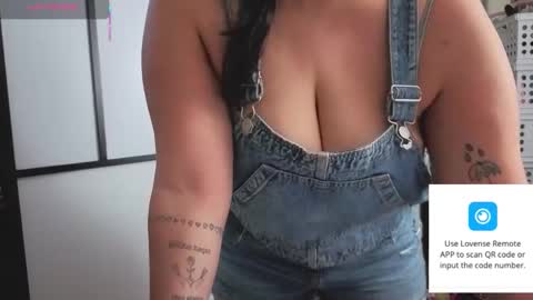 quecosatanrica online show from February 1, 3:27 am